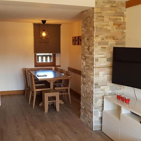 Ferienwohnung L'Ours Blanc Huez Exterior foto